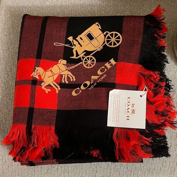 Coach Fall Winter Bright Persimmon - Picture 1 of 10